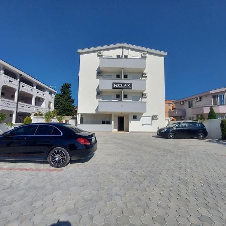 Ulcin Relax Apartments & Rooms Улцинь Екстер'єр фото