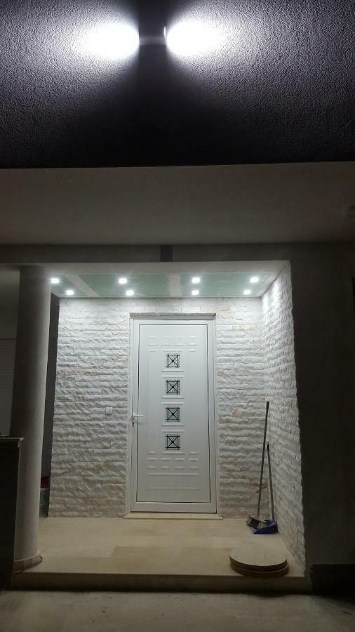 Ulcin Relax Apartments & Rooms Улцинь Екстер'єр фото